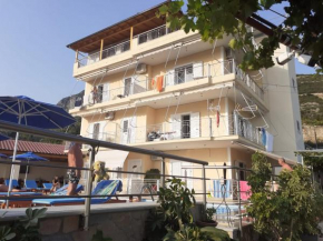 Niko Rooms Qeparo